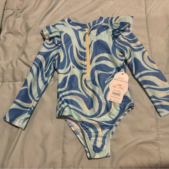 Blue and Cream Swirl Long Sleeve Swim Rash Gaurd - Picture 1 of 2
